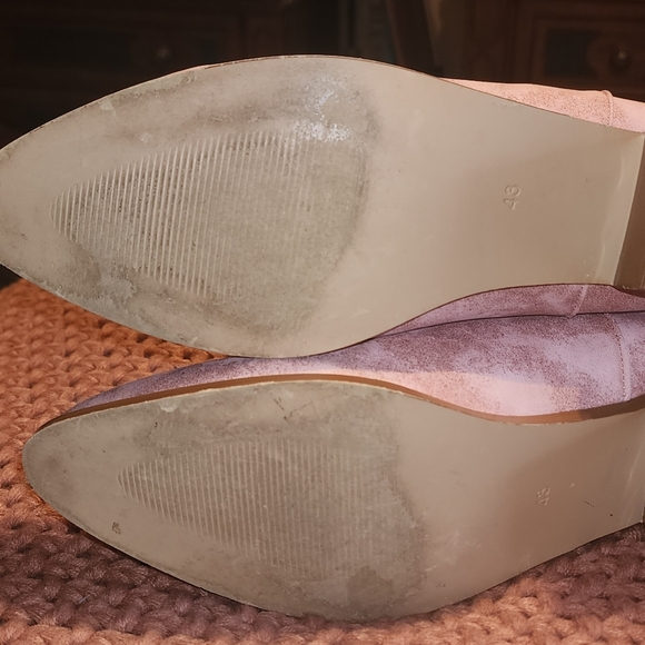 Blush Pink cowboy boots. - Picture 3 of 3